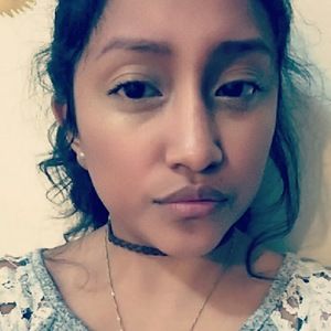 Meet your Posher, Mireya